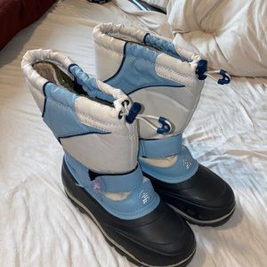 KAMIK snow boots